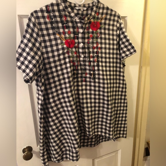 Black & white check embroidered top - Picture 1 of 6